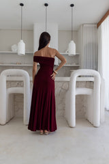 Sundown Secrets schulterfreies Maxikleid Weinrot