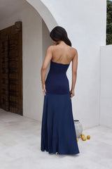 Trägerloses Maxikleid „In The Skies“ in Blau