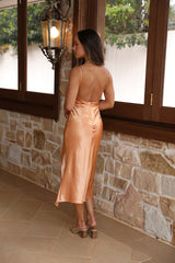 HELLO MOLLY Keep It On Repeat Midikleid Pfirsich