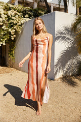 Satin-Maxikleid „Thinking Of You“ Orange