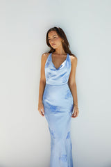Skylar Satin Maxikleid Blau