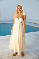 Dance With Me Neckholder Maxikleid Creme