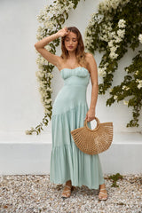 Ruhiges und gesammeltes Maxikleid Salbei