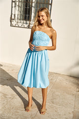 Midi-Kleid mit Bubikragen und Prinzessinnenschnitt