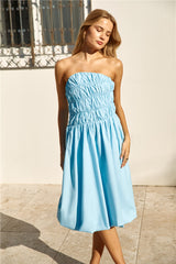 Midi-Kleid mit Bubikragen und Prinzessinnenschnitt