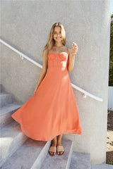 Bestgekleidetes Maxikleid Orange