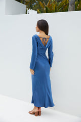 Das Vergissmeinnicht-Satin-Midikleid Marineblau