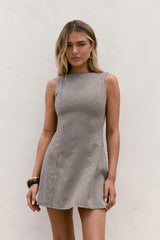 Verträumtes Himmel-Gingham-Minikleid Braun