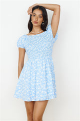 Kleid wie ein Blaukehlchen