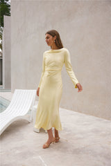 Vergissmeinnicht Satiniertes Maxikleid Butter
