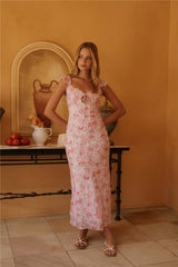Midi-Kleid „Rosenblüten-Reverie“ in Rosa