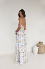 Hibiskusfarbenes Neckholder-Maxikleid mit Print
