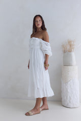 Geliebt Vom Mond Midikleid Weiß
