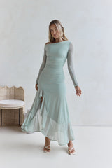 Whispered Secrets Mesh Maxikleid mit langen Ärmeln Salbeigrün