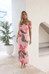Lost In Your Eyes Mesh Maxikleid Pink