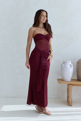 Maxikleid "Caught Your Eye" aus Mesh ohne Träger, Bordeaux