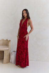 Dewy Whisper Neckholder Maxikleid Weinrot