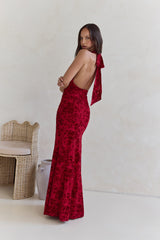 Dewy Whisper Neckholder Maxikleid Weinrot
