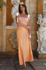 Glückseliges Satin Maxikleid Orange