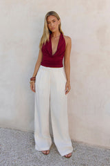 BASE Contour In Her Element Halter-Neck-Cowl-Top Wein