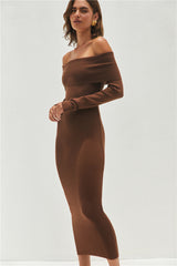 Angels Sing schulterfreies Strick-Maxikleid Schokolade
