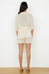 Slow Down Time Shorts Beige