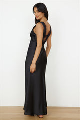 Traumhaftes Maxi-Kleid in Schwarz