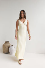 Lost In Daydreams Satin Maxikleid Gelb