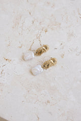 Work Of Art Earrings White Gold
