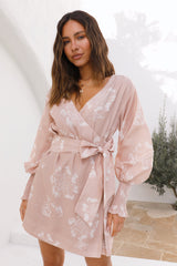 Kurzes beiges Kleid „Back From Vacation“